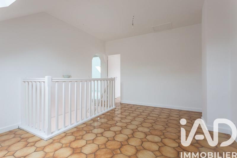 Maison - 123 m² - 8 pièces