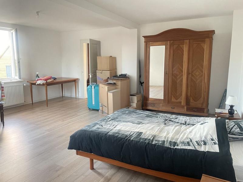 Maison - 146 m² - 7 pièces