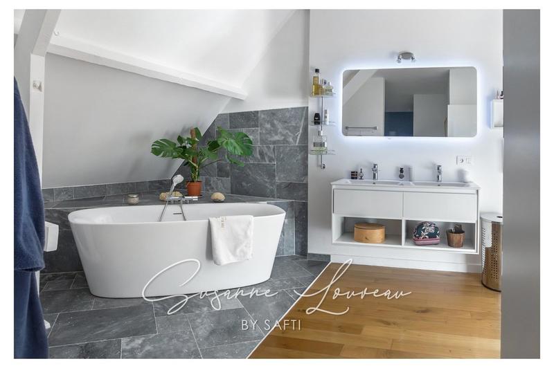 Villa - 195 m² - 8 pièces