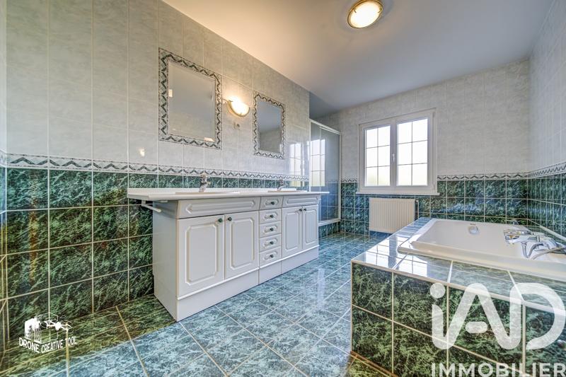 Maison - 136 m² - 5 pièces