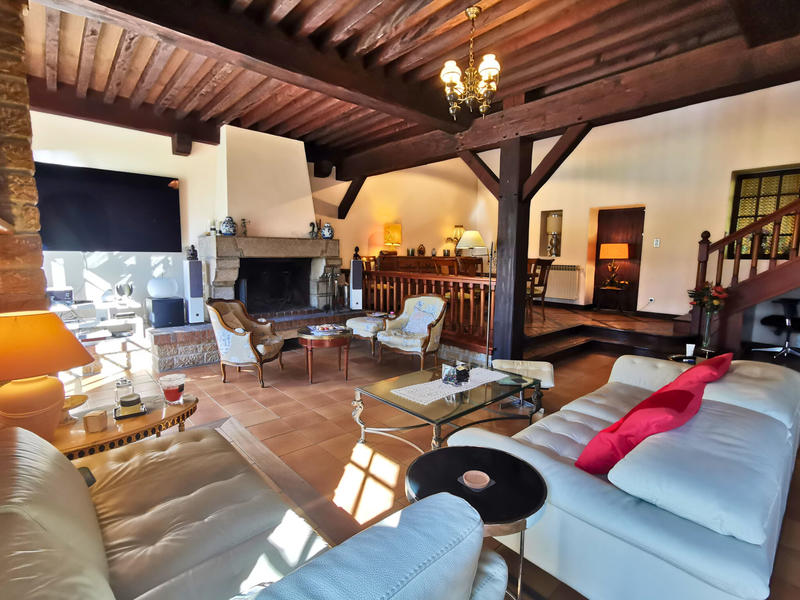 Maison - 293 m² - 7 pièces