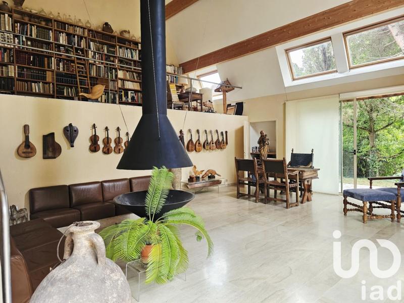 Maison de maîtres - 232 m² - 7 pièces