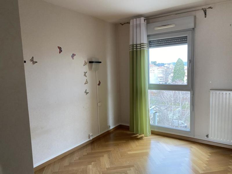 Appartement - 109 m² - 5 pièces