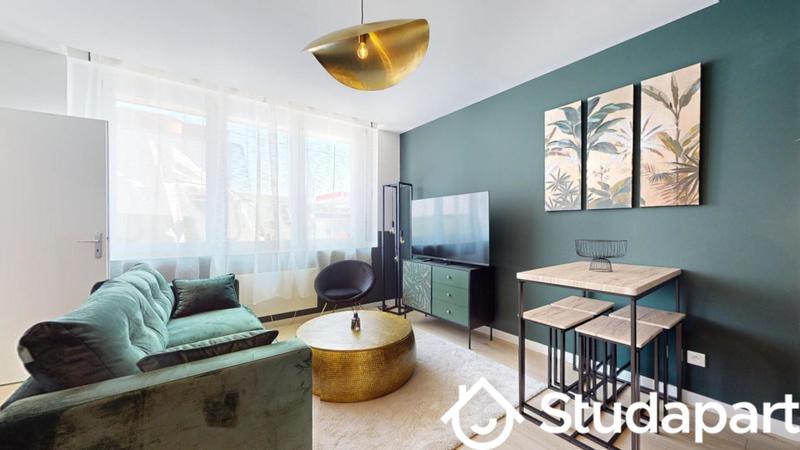 Chambre - 13 m² - 1 pièce