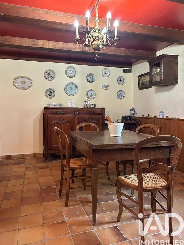 Maison - 141 m² - 7 pièces