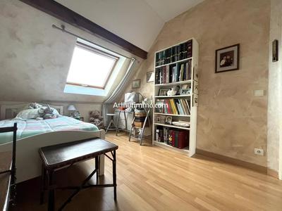 Appartement - 106 m² - 5 pièces