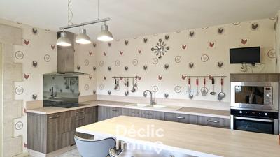 Maison - 180 m² - 6 pièces