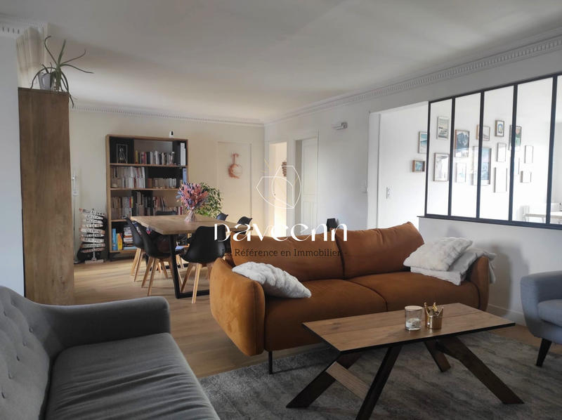 Maison traditionnelle - 163 m² - 6 pièces