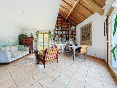 Maison - 179 m² - 6 pièces