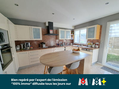 Maison - 183 m² - 8 pièces