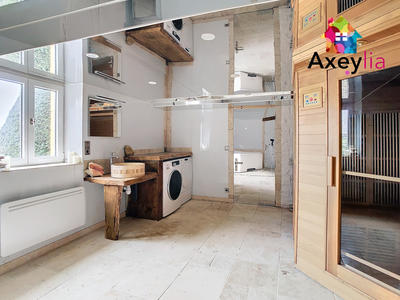 Maison - 250 m² - 5 pièces