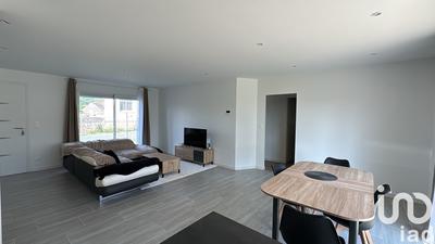 Maison - 104 m² - 4 pièces