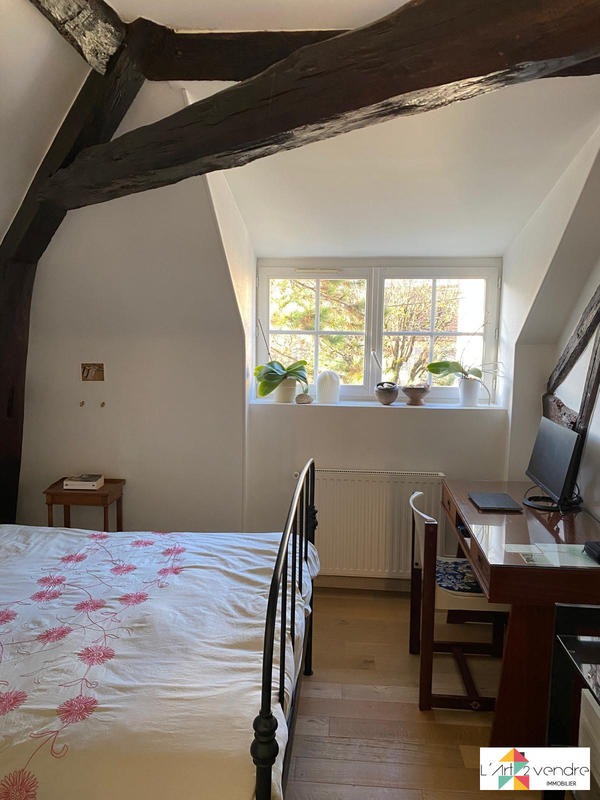 Appartement - 104 m² - 4 pièces