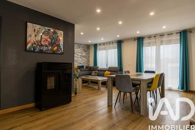 Maison de village - 94 m² - 4 pièces