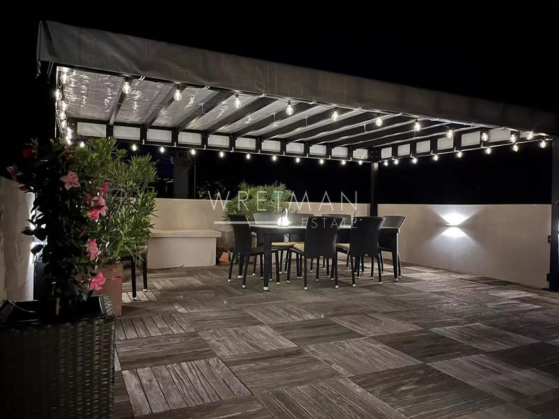 Villa - 100 m² - 5 pièces