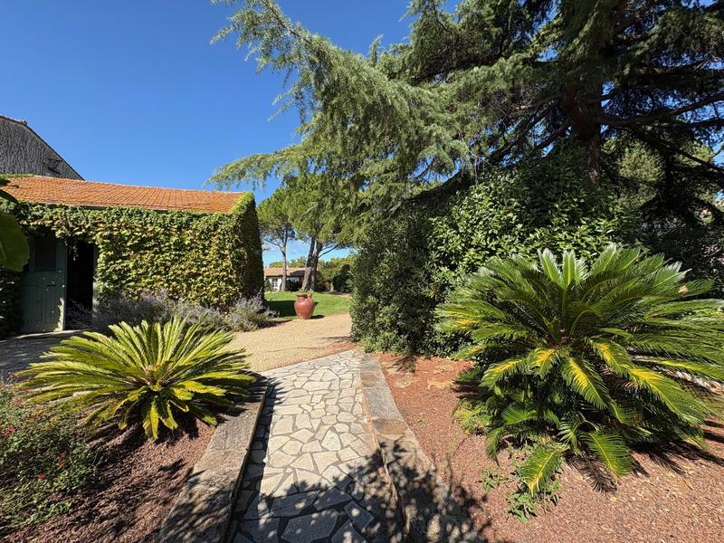 Maison de domaine - 140 m² - 5 pièces