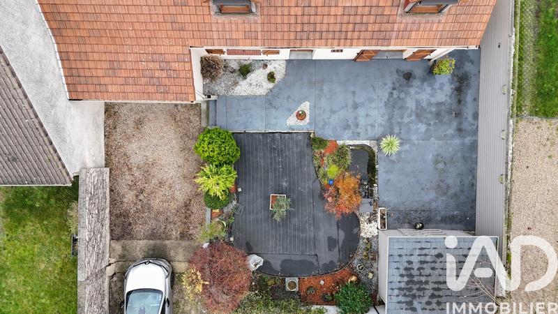 Maison - 92 m² - 4 pièces