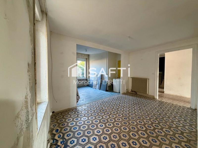 Maison - 250 m² - 7 pièces