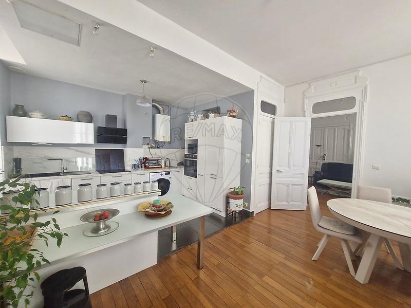 Appartement - 112 m² - 4 pièces