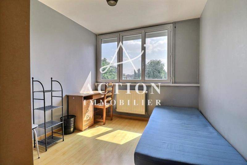 Maison - 142 m² - 8 pièces