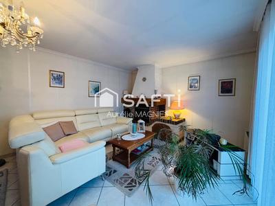 Maison - 92 m² - 4 pièces