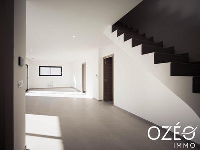 Maison contemporaine - 128 m² - 5 pièces