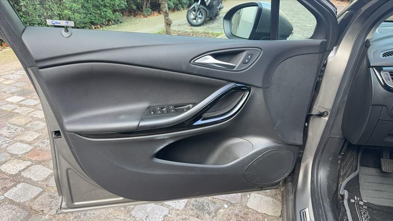 Opel Astra 1.0 Turbo 105 Elegance