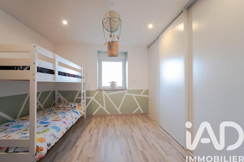 Maison - 104 m² - 5 pièces