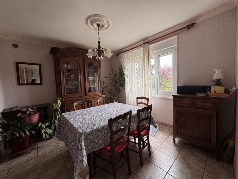 Maison - 108 m² - 6 pièces