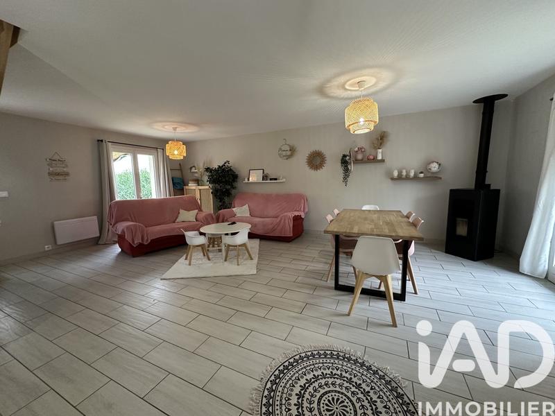 Maison - 105 m² - 4 pièces