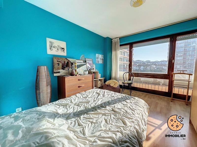 Appartement - 80 m² - 4 pièces