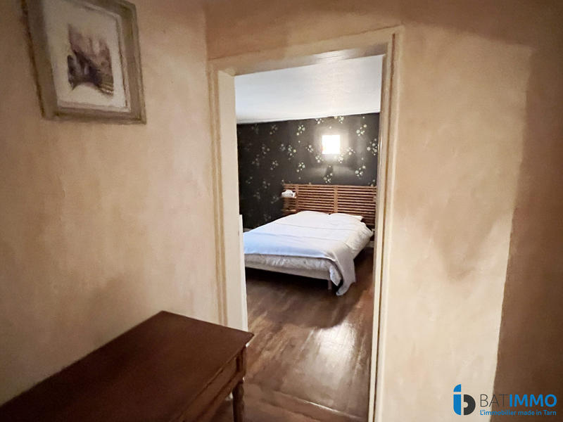 Maison ancienne - 242 m² - 11 pièces