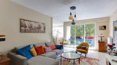 Appartement - 94 m² - 5 pièces