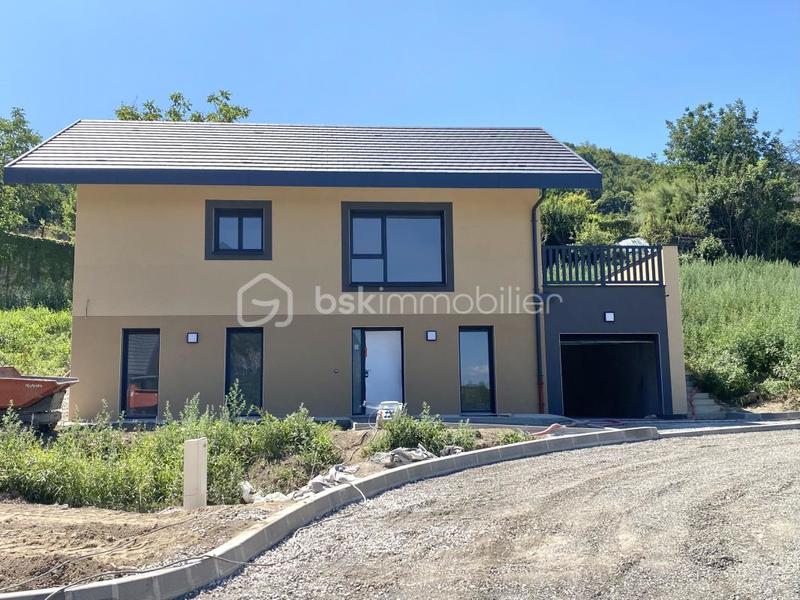 Maison - 130 m² - 7 pièces