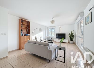 Appartement - 85 m² - 4 pièces