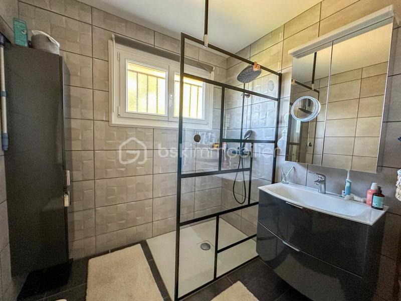 Maison - 123 m² - 6 pièces