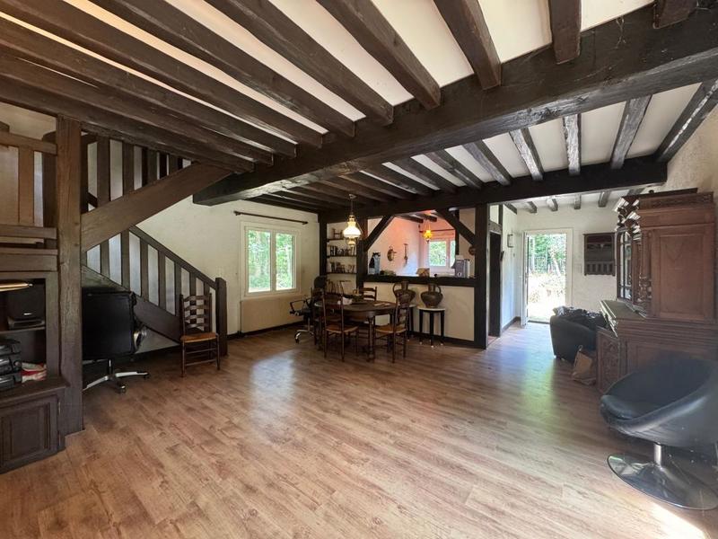 Maison - 218 m² - 9 pièces