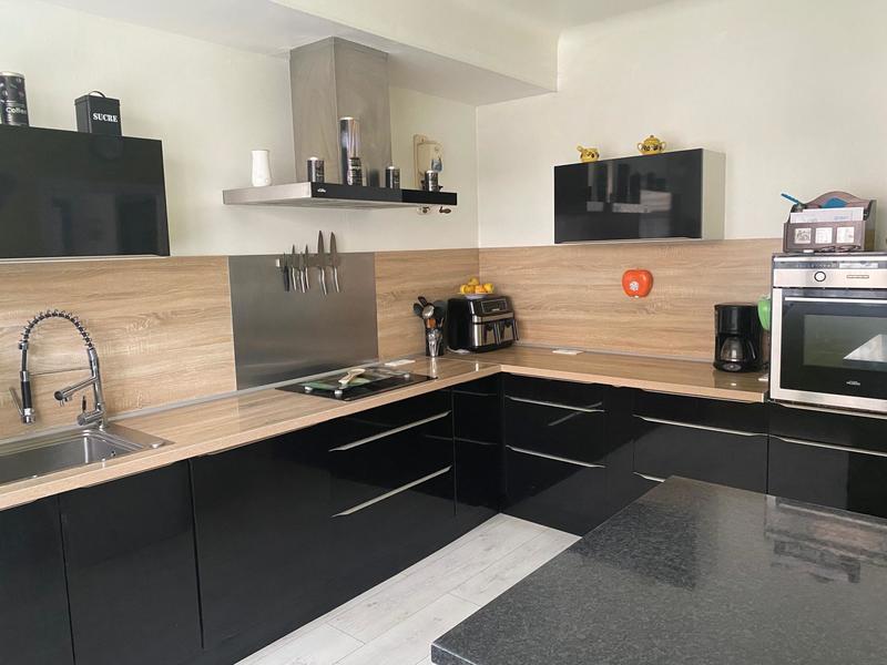 Maison de ville - 156 m² - 9 pièces