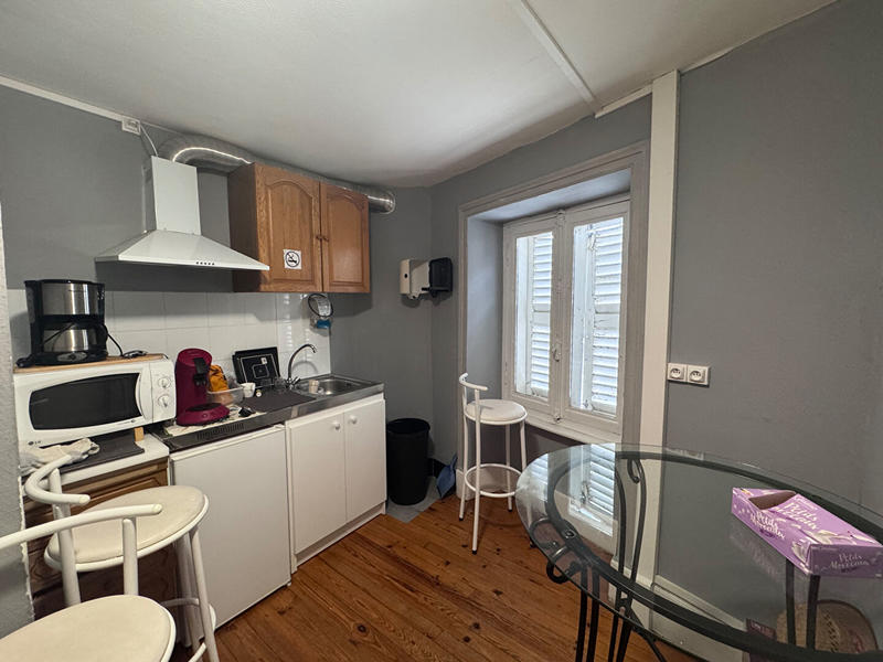 Local commercial - 220 m²