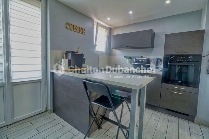 Appartement - 80 m² - 4 pièces