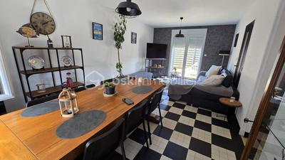 Maison - 122 m² - 5 pièces