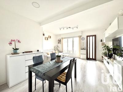 Appartement - 65 m² - 4 pièces