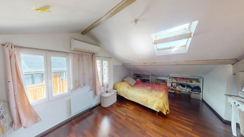 Maison - 133 m² - 6 pièces