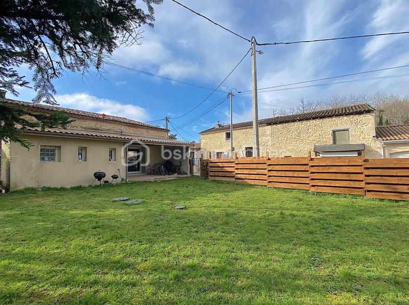 Maison en pierre - 144 m² - 5 pièces