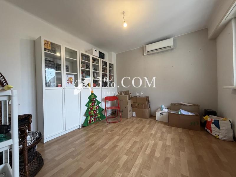 Maison - 99 m² - 4 pièces