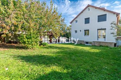 Pavillon - 148 m² - 6 pièces