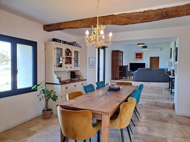 Maison - 198 m² - 7 pièces
