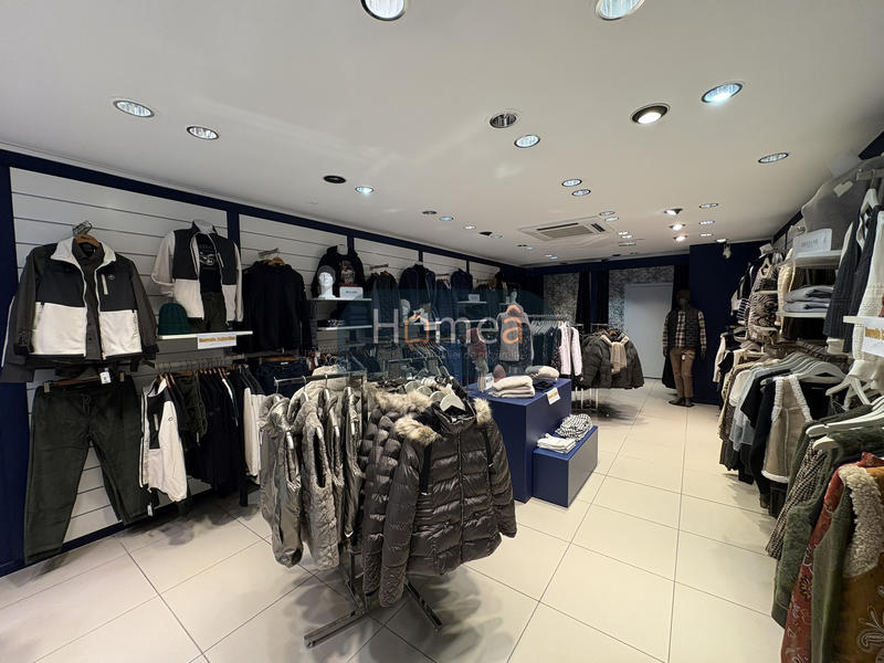 Fonds de commerce - Local commercial - 78 m²