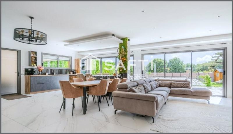 Maison - 150 m² - 5 pièces