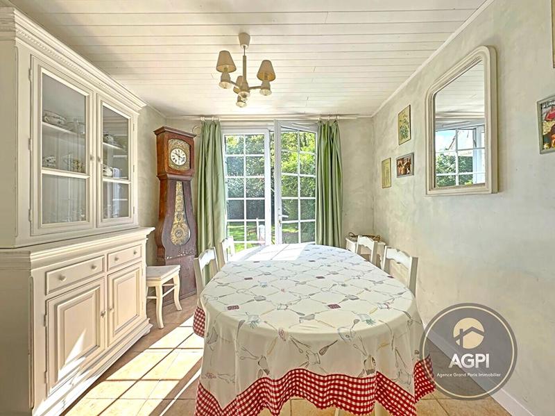 Maison - 148 m² - 8 pièces